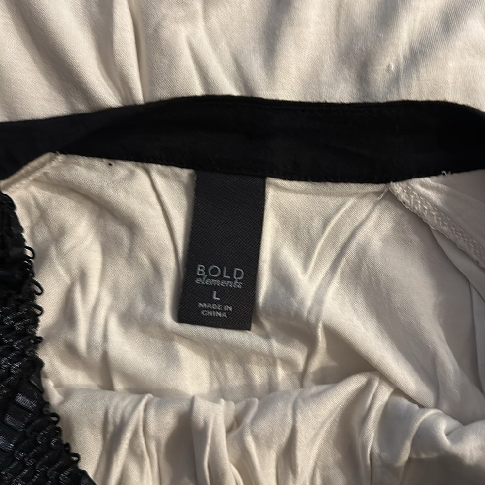 Women’s blouse - Picture 3 of 4